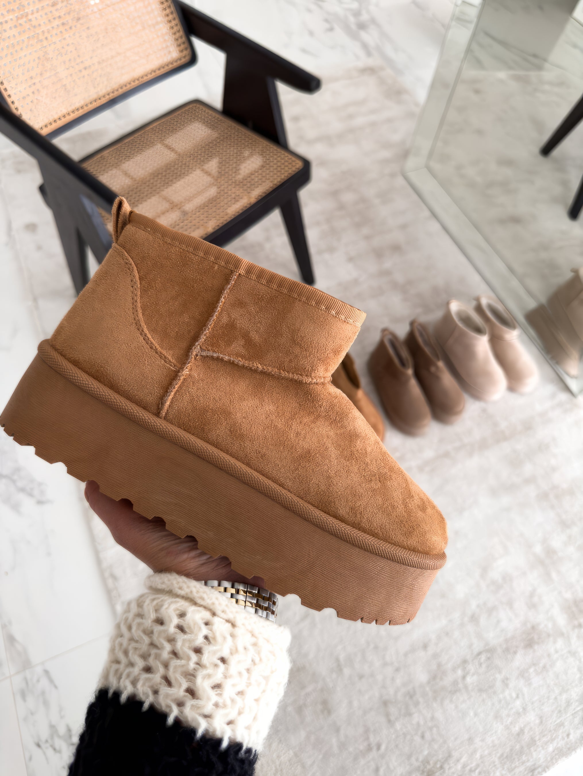 Camel (only a few on stock)