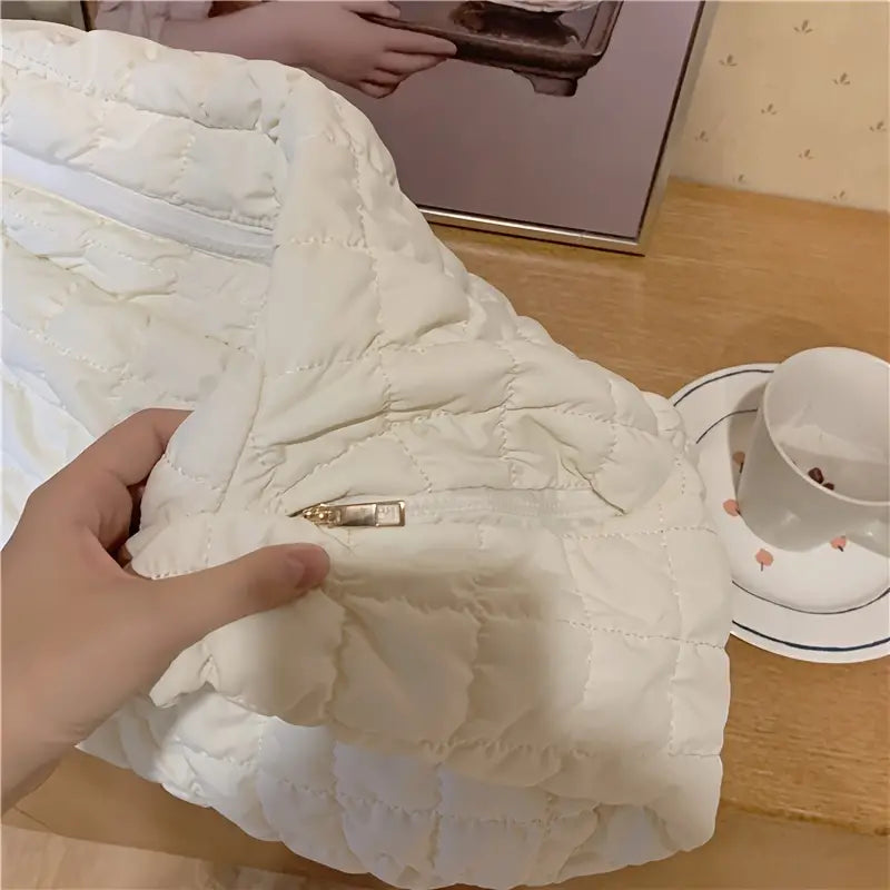 Luca | Large Capacity Quilted Crossbody Messenger Bag