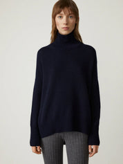 Sweater made of noble cashmere mix with a stylish turtleneck-1