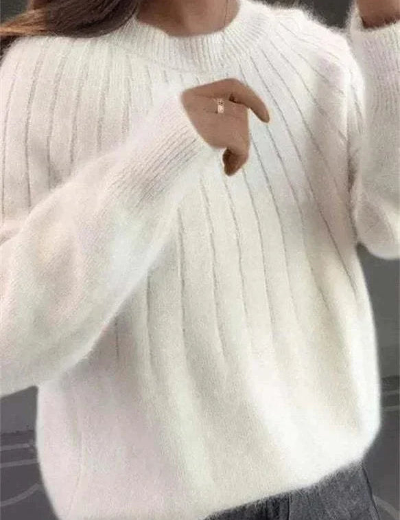 Fluffy knitting sweater made of acrylic fiber for women-5