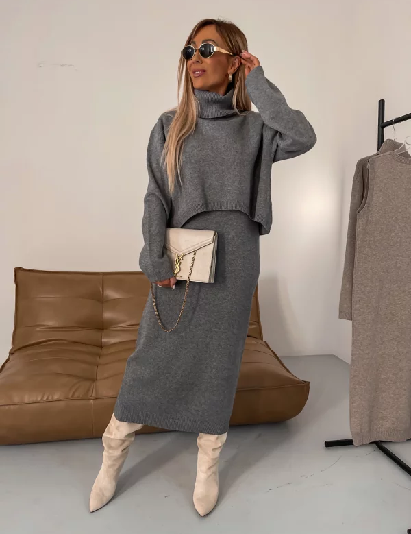 Sweater with turtleneck and midi dress in stylish set-5