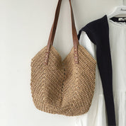 NIKKI | Unique and Comfortable Beach Bag