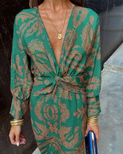 ALEXA | Twist Elegance Midi Dress