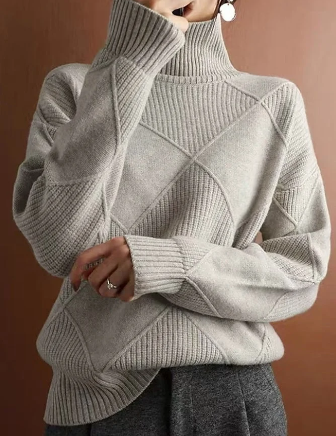 Knitting sweaters with high collar and modern color contrast-5