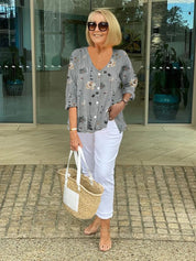 Elegant Floral Top for Women - Lightweight Summer Style 3