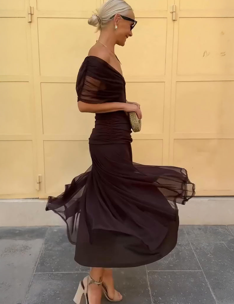 Elegant V-Neck Maxi Dress for Women - Flattering Summer Dress for Parties and Events 4
