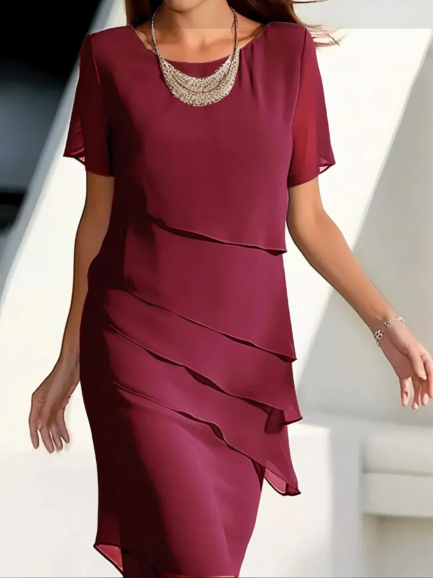 Flattering Women's Maxi Dress - Elegant Summer Dress for Formal Occasions 2