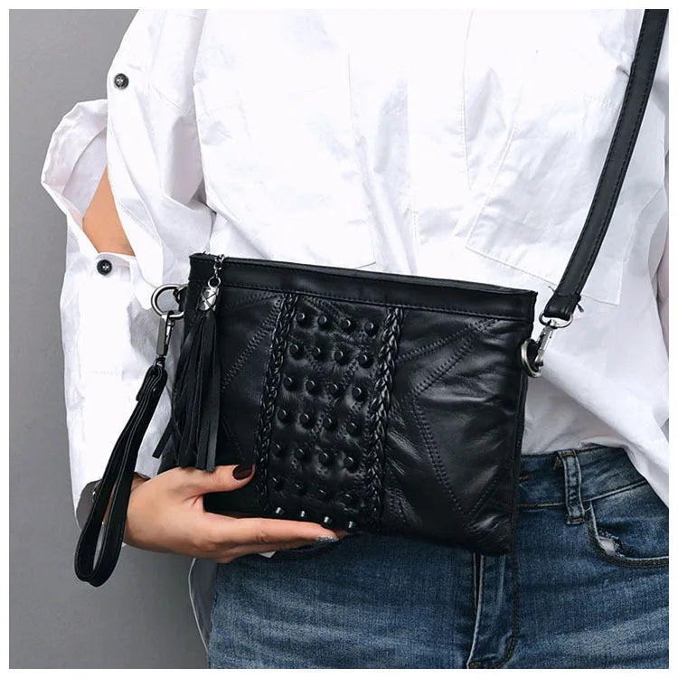 Sanne | Chic Textured Accent Crossbody Clutch