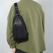Arlo | Sleek Waterproof Crossbody Bag with Anti-Theft Protection