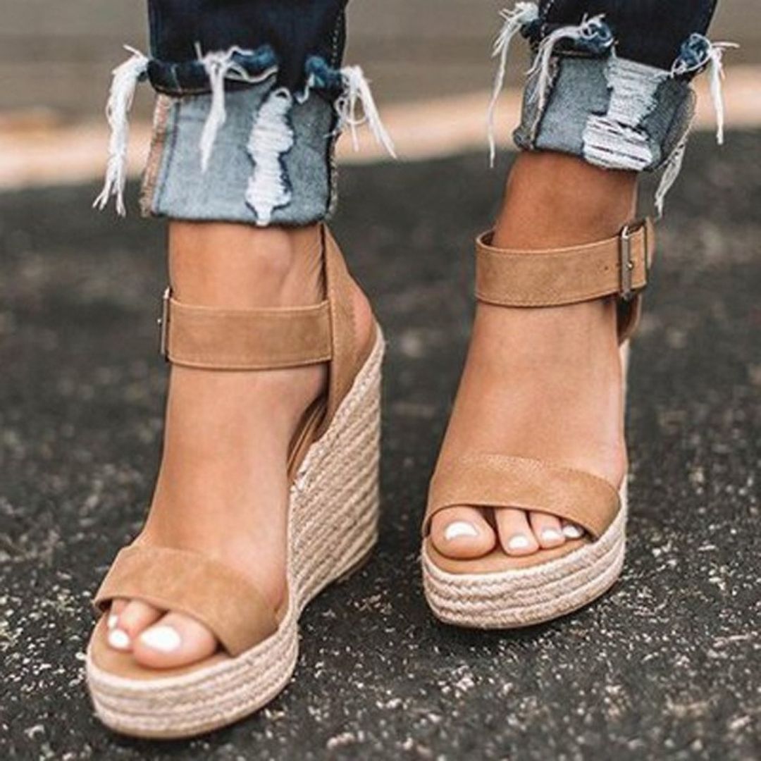 Loscana-Wedge-Slipper-Heels-Elegant-wedge-heels-with-strap-Fashion-Nora.jpg