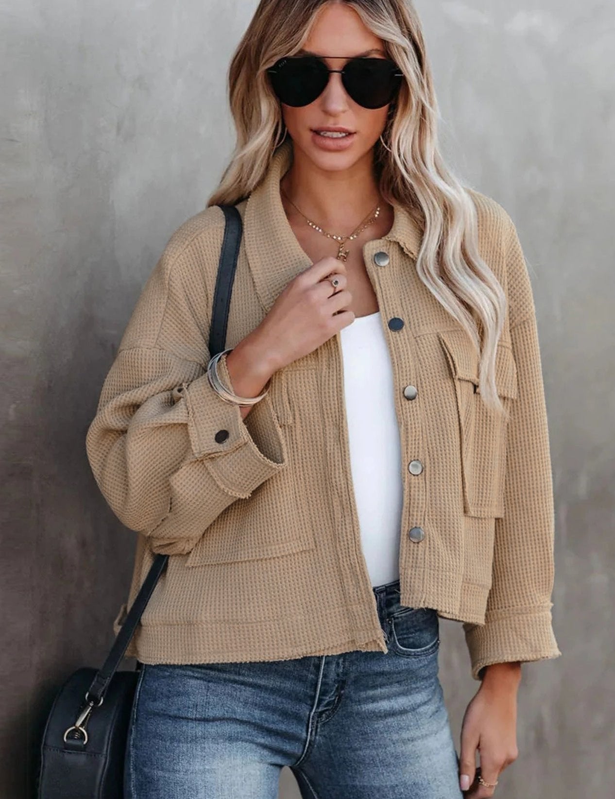 Long -sleeved women's sweater with collar - elegance & comfort-5