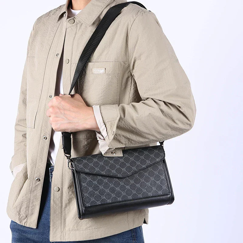 Finn | Small Sling Crossbody Bag