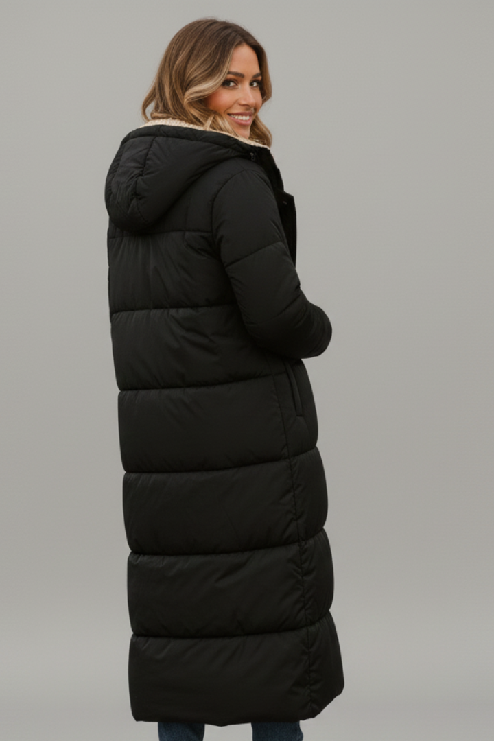 Winter Coats Women Long Hooded Coat with Zip Closure and Pockets for Stylish Warmth 3