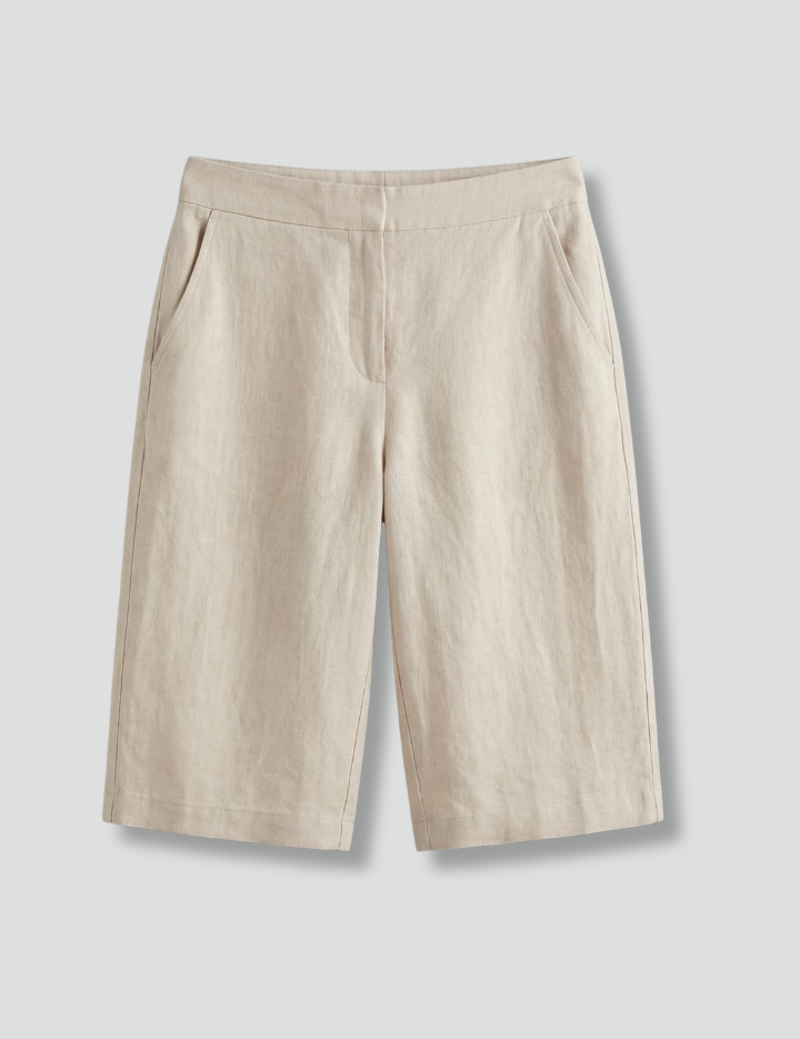 Women's Knee-Length Casual Shorts with Elastic Waist and Side Pockets for Stylish Comfort 1