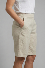 Women's Knee-Length Casual Shorts with Elastic Waist and Side Pockets for Stylish Comfort 3