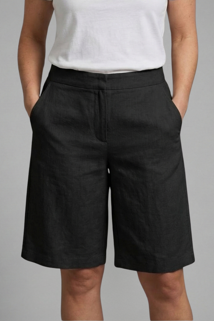 Women's Knee-Length Casual Shorts with Elastic Waist and Side Pockets for Stylish Comfort 8