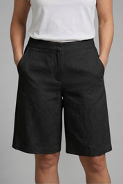 Women's Knee-Length Casual Shorts with Elastic Waist and Side Pockets for Stylish Comfort 8