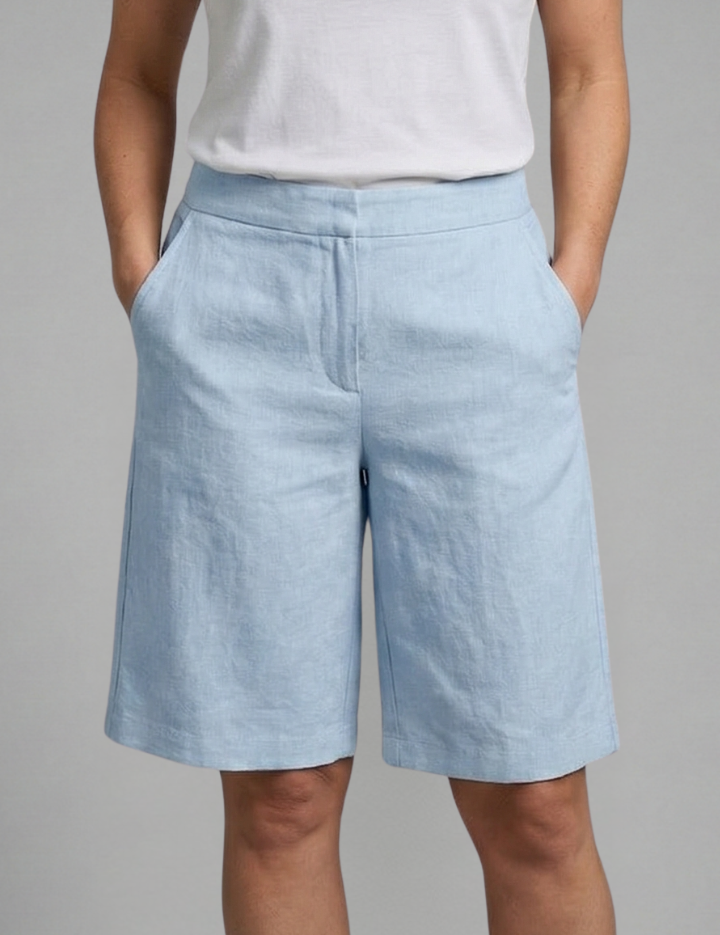 Women's Knee-Length Casual Shorts with Elastic Waist and Side Pockets for Stylish Comfort 9