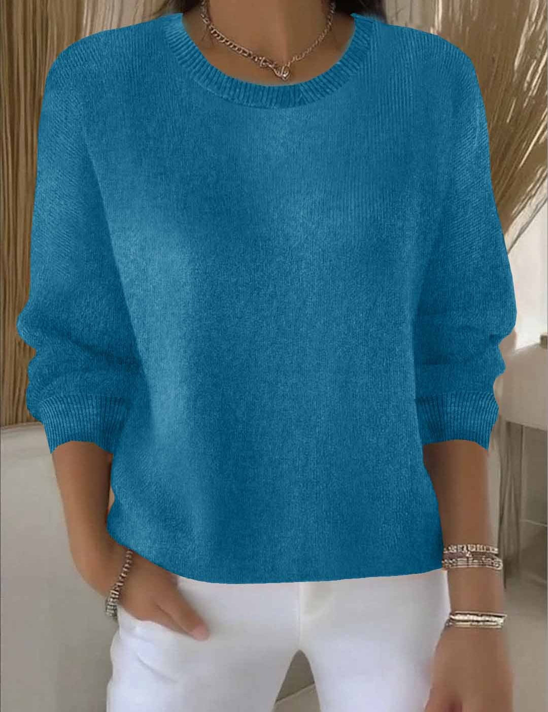 Women's Sweater - Elegant Style and Comfort for Any Occasion 1