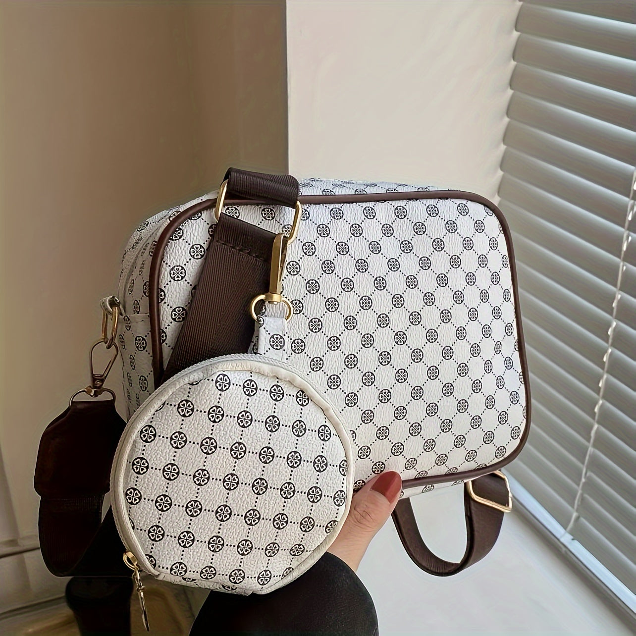 Eva | Leather Shoulder Bag Set with Geometric Pattern