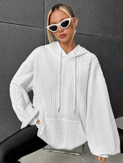 https://cdn.shopify.com/s/files/1/0826/7982/4718/files/elle-vire-stylischer-bequemer-hoodie-newberlin-mode-40045771751737.jpg?v=1715846341