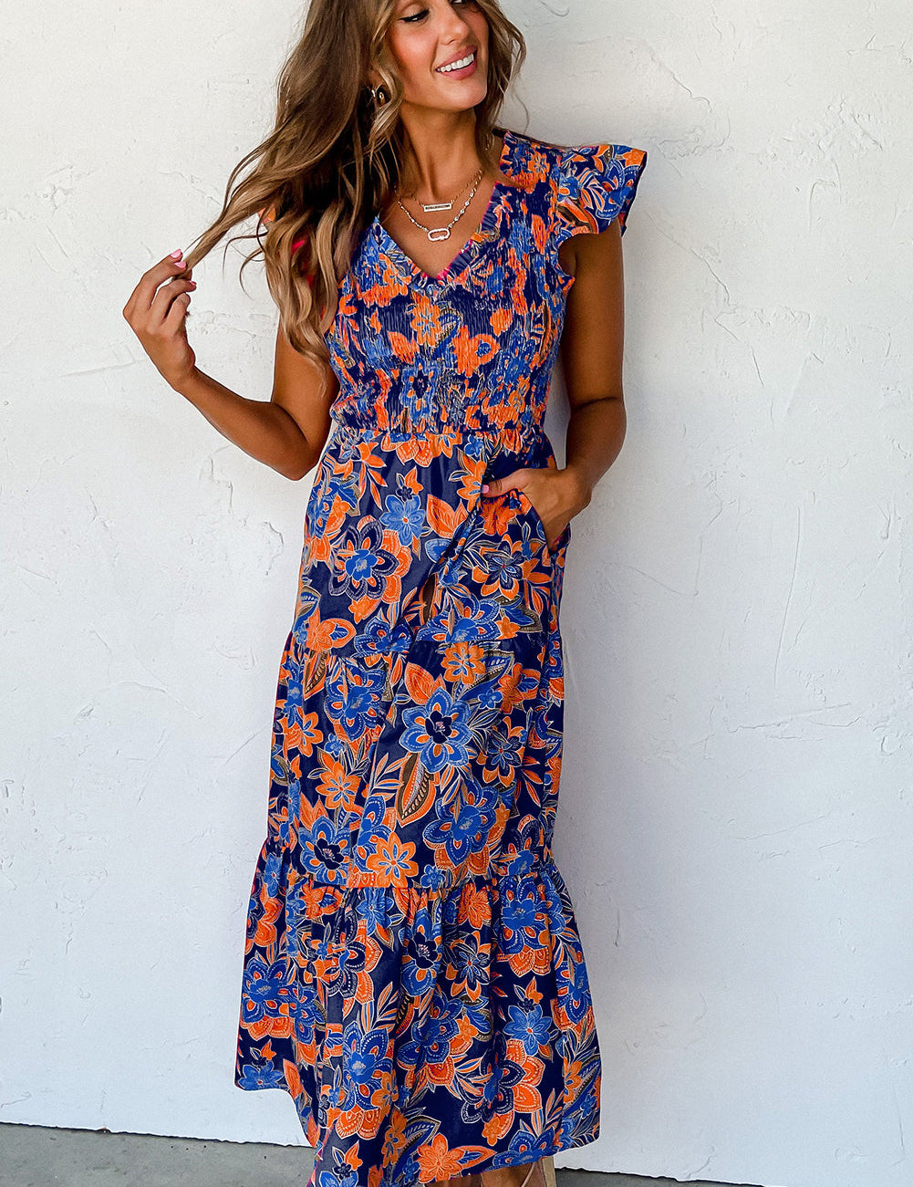 BOHO | Floral Dress with V-neckline and Ruffles
