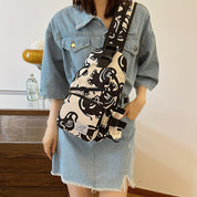 Eva | Flower Shoulder Bag with Adjustable Strap