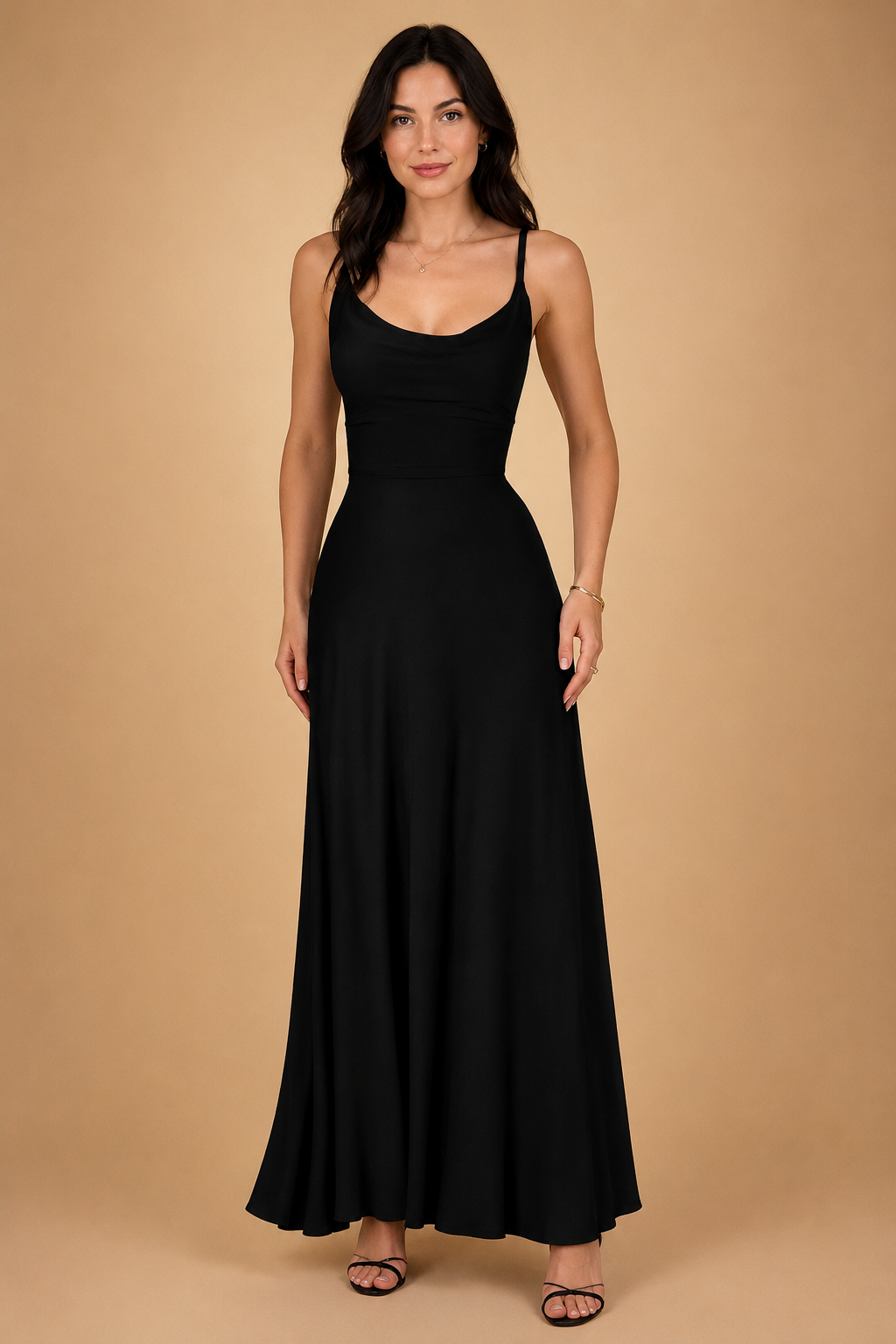 FREYA | Stylish Elegance and Sustainable Maxi Dress