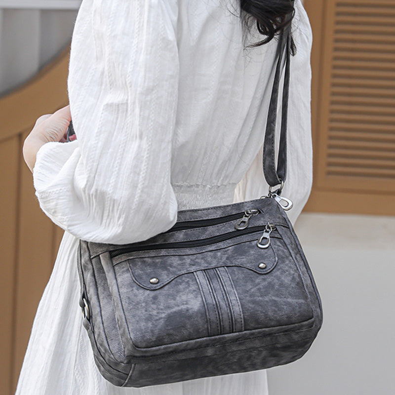 Emma | Vintage-inspired large shoulder bag